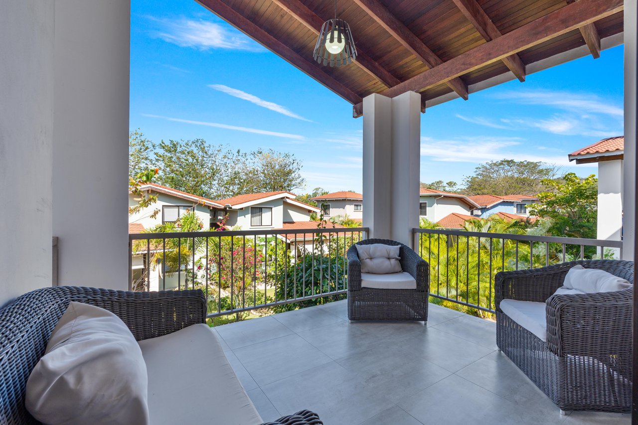 Condominio Villagio Parque del Lago Palma 21-1 | New two bedroom condo plus mezanine