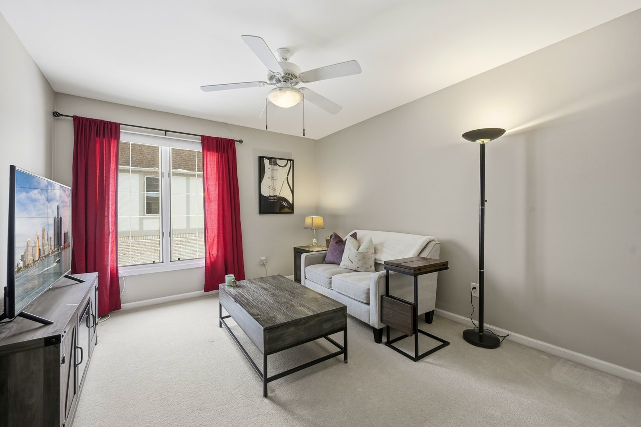 21823 Picadilly Circle