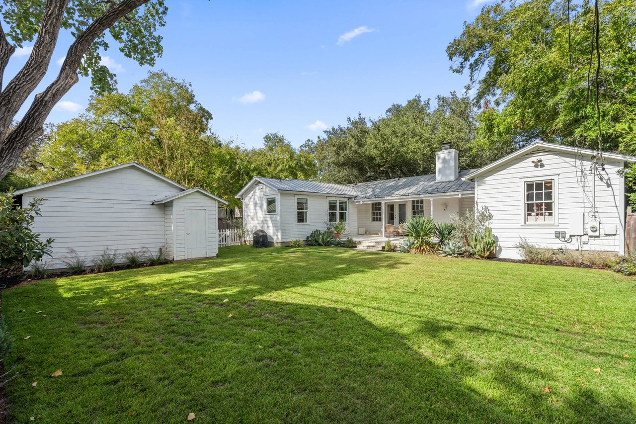 2407 Bowman Ave