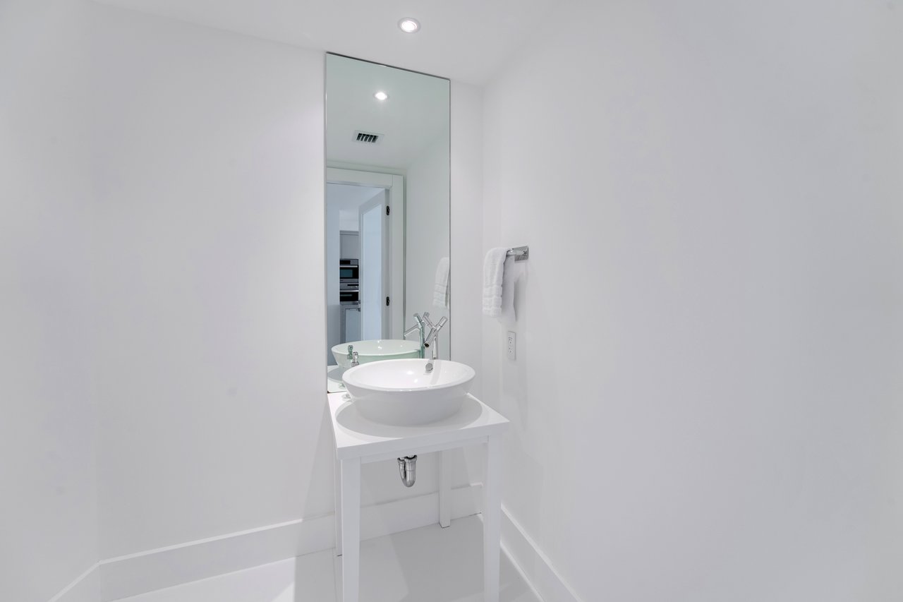 Icon South Beach Off Market | South Of Fifth