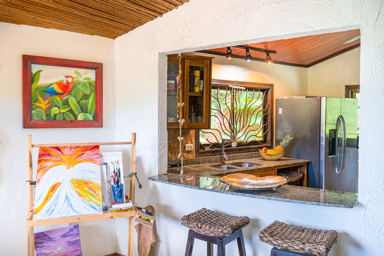 0.15 ACRES – 2 Bedroom Artistic River Home In The Rainforest!!!