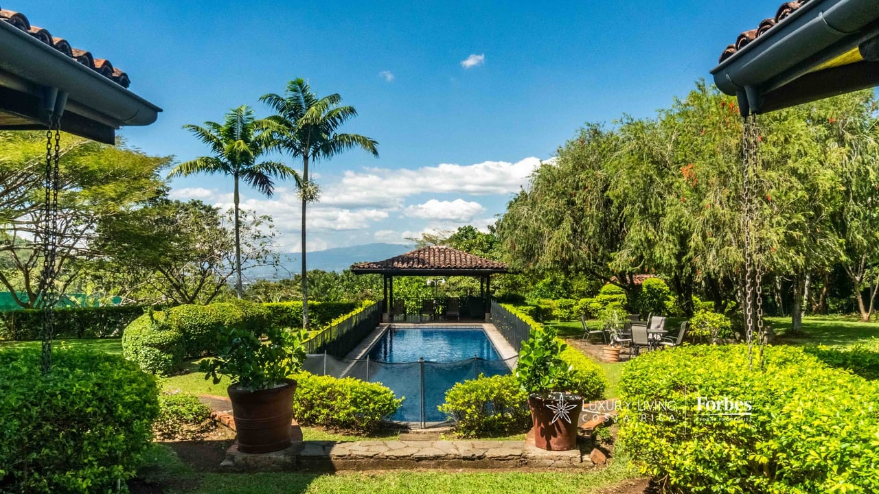 19759 - Luxury Hacienda Estate for Sale in Santa Ana | Villa Artesana