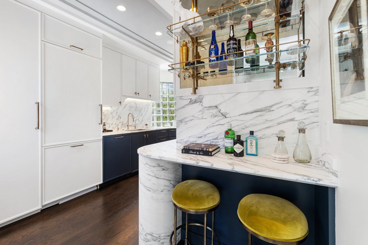 Telegraph Terrace View Penthouse!