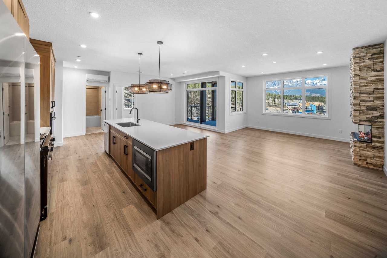 10 Cascade Ridge Unit: 205