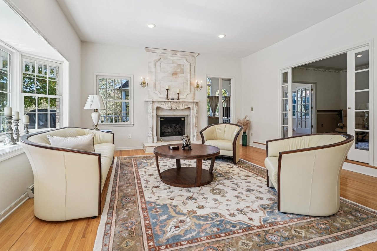 Hilltop Luxury with Endless Views