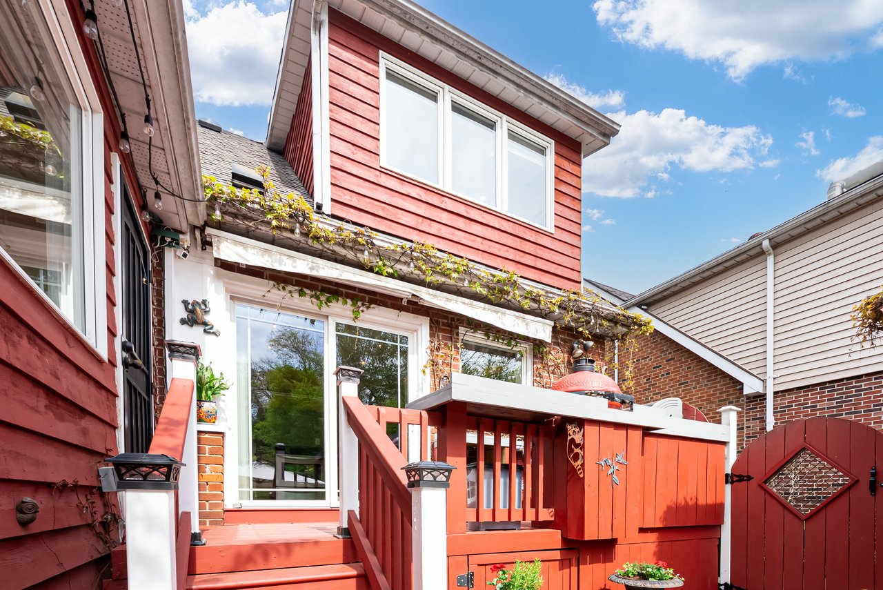 22 Worthington Cres - a Gem in Bloor West Village