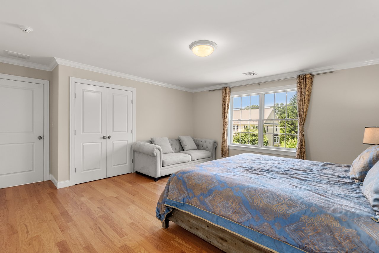 18 Patton Rd, Wellesley