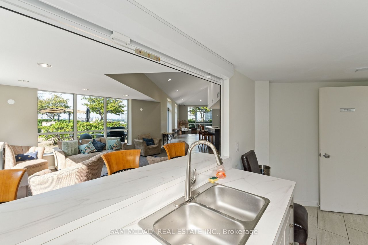 DREAMY TWO-STOREY PENTHOUSE