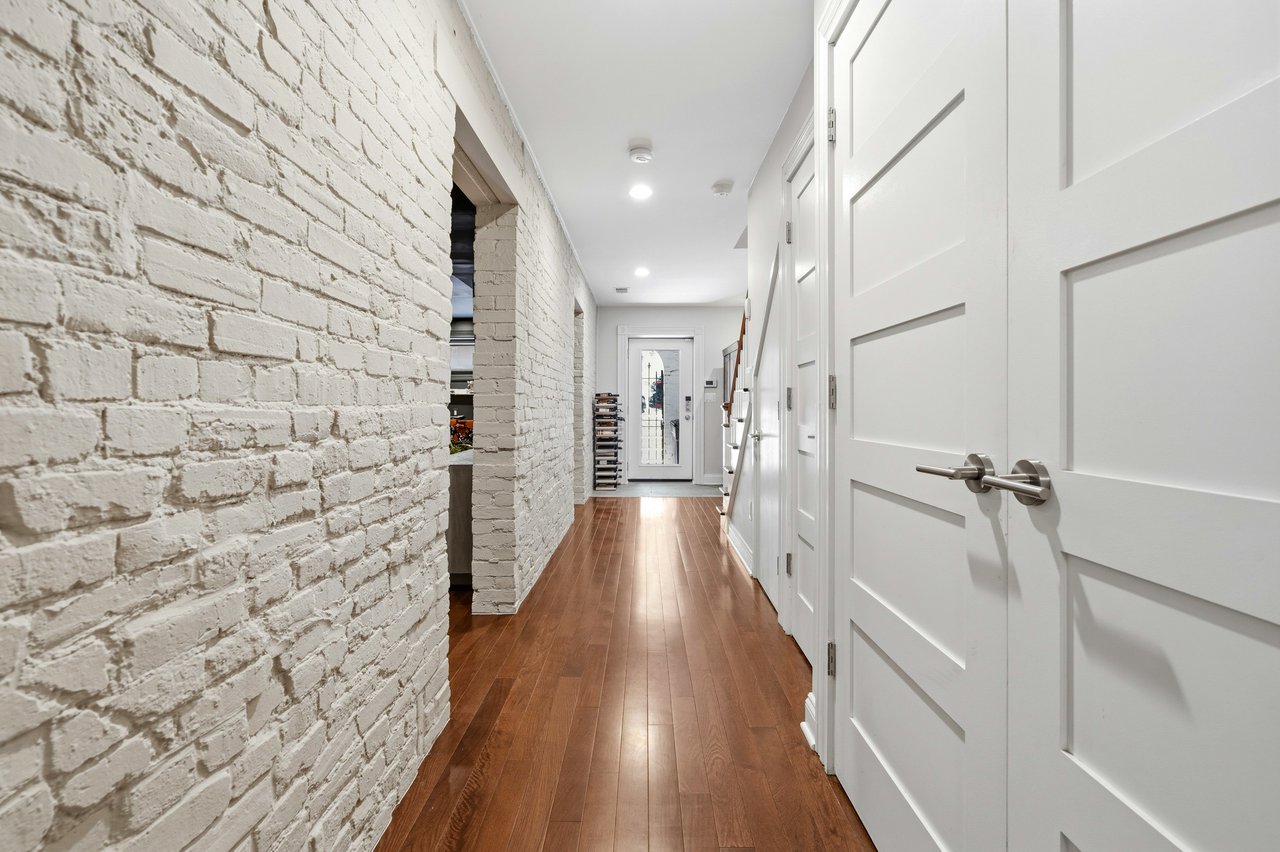 Luxury Dupont Circle Rental Listing