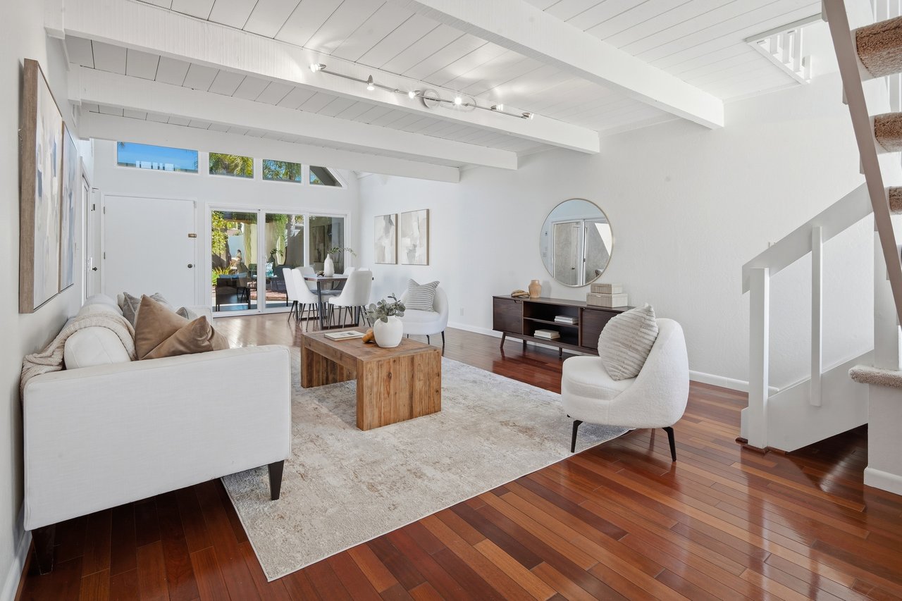 1389 Sydney DR