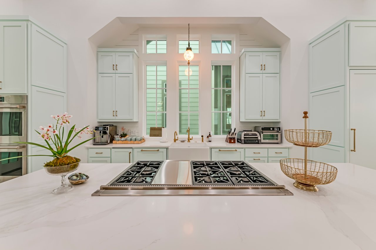 Dewdrop Street, 6110 Sq. Ft.