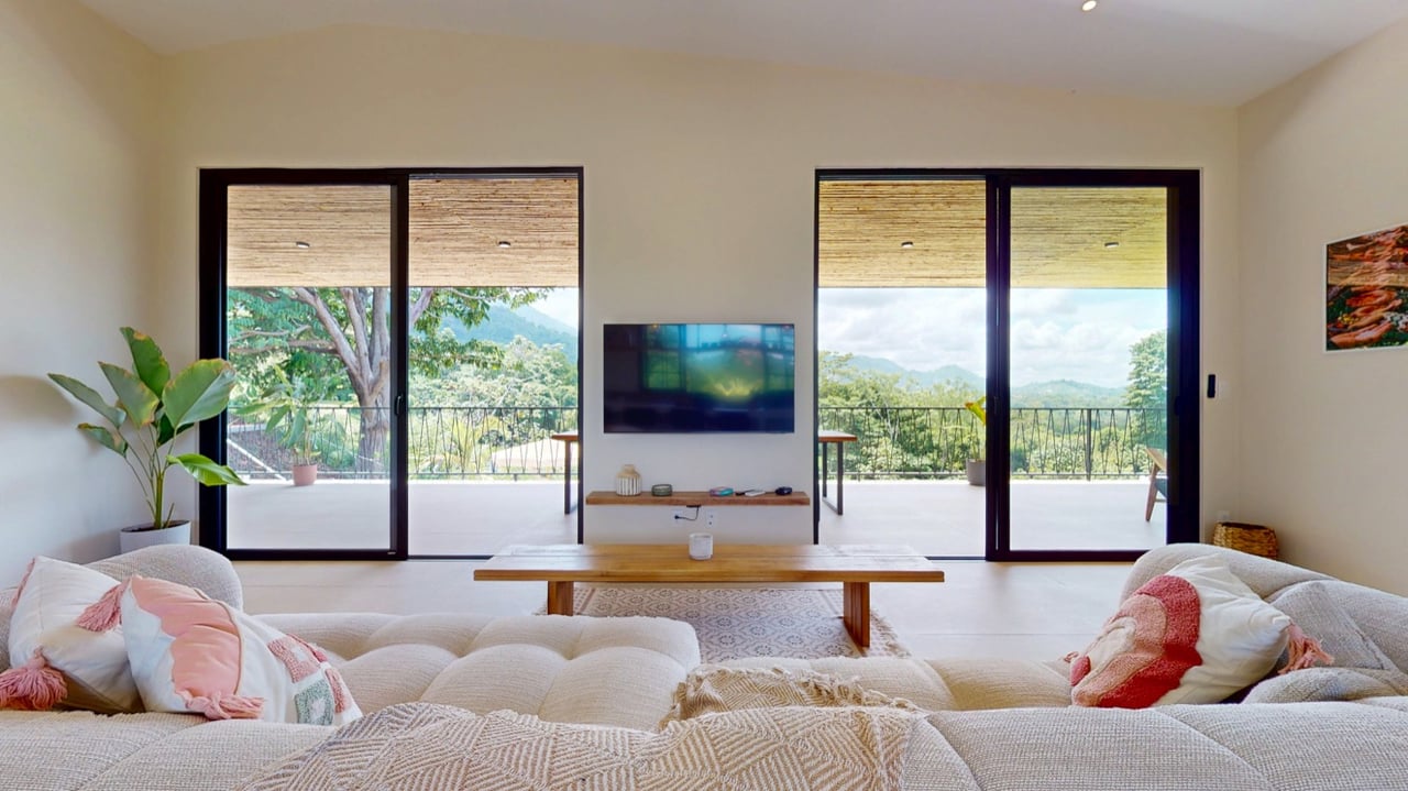 New Modern Ojochal Home with Pool, Office & Mountain Views 24/7 Security