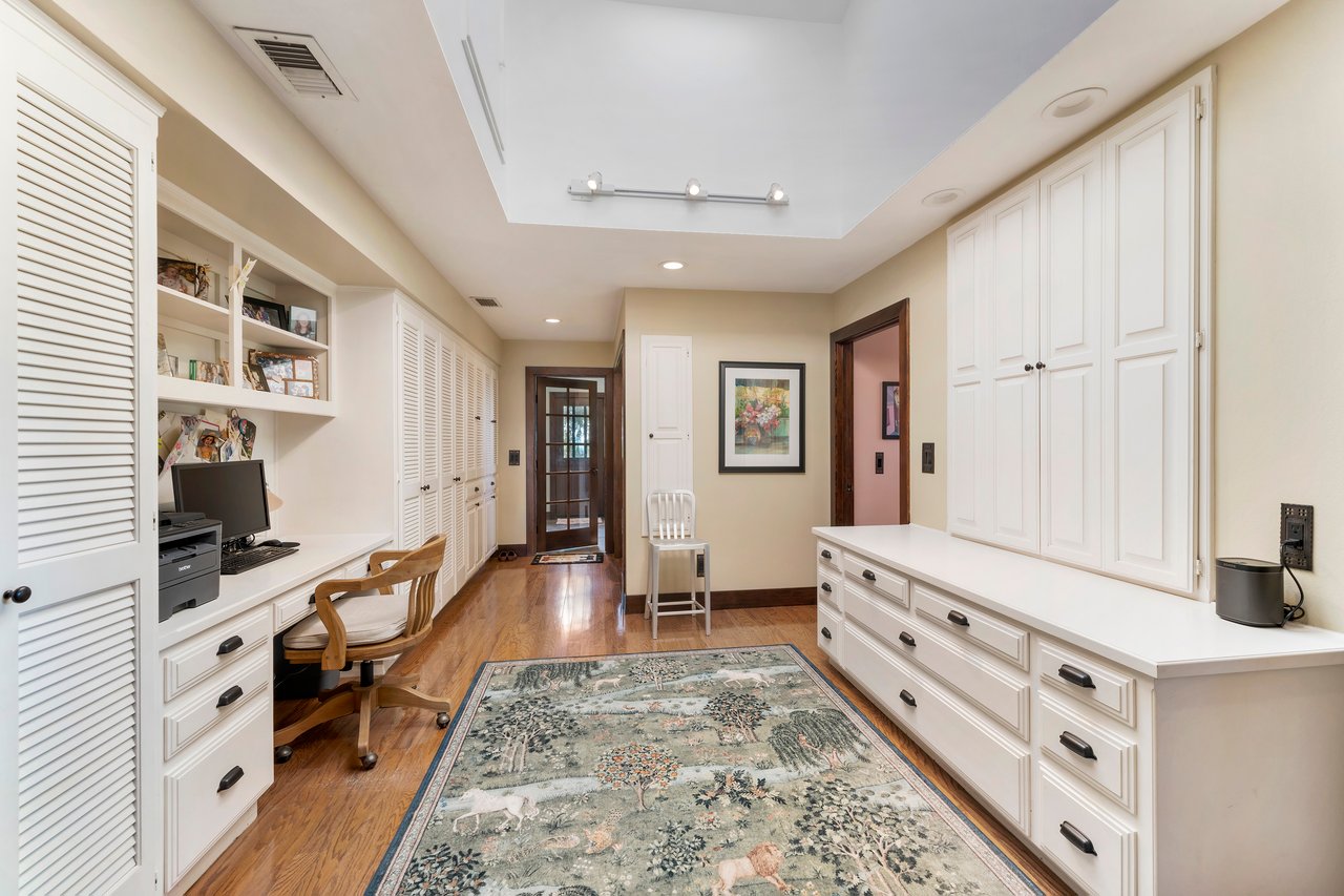 41005 Valle Vista