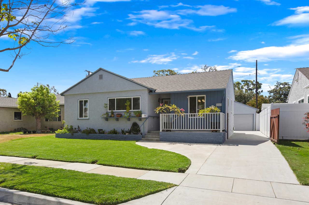 2842 Silva St, Lakewood