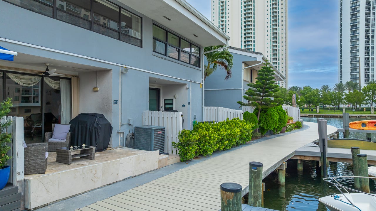 214 Poinciana Dr Sunny Isles