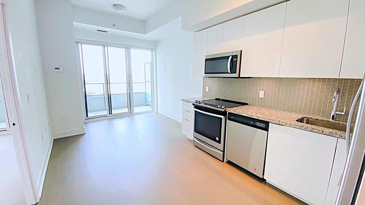 20 Shore Breeze Drive Unit: 903