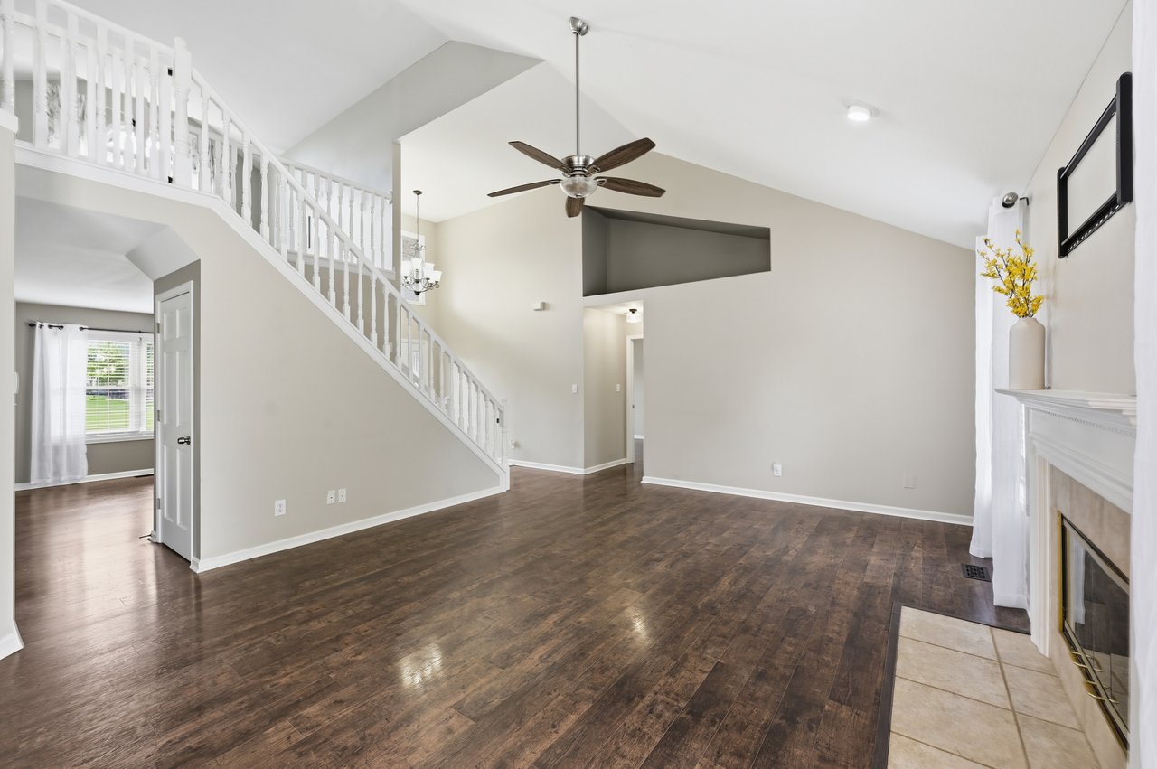 1114 Rockwell Dr