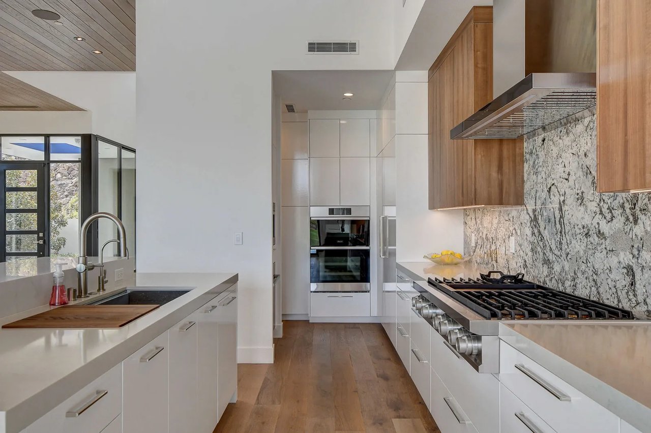 Modern Model Home for Sale in MacDonald Highlands