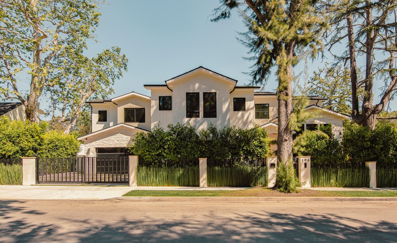 196 S Greenfield Ave, Westwood