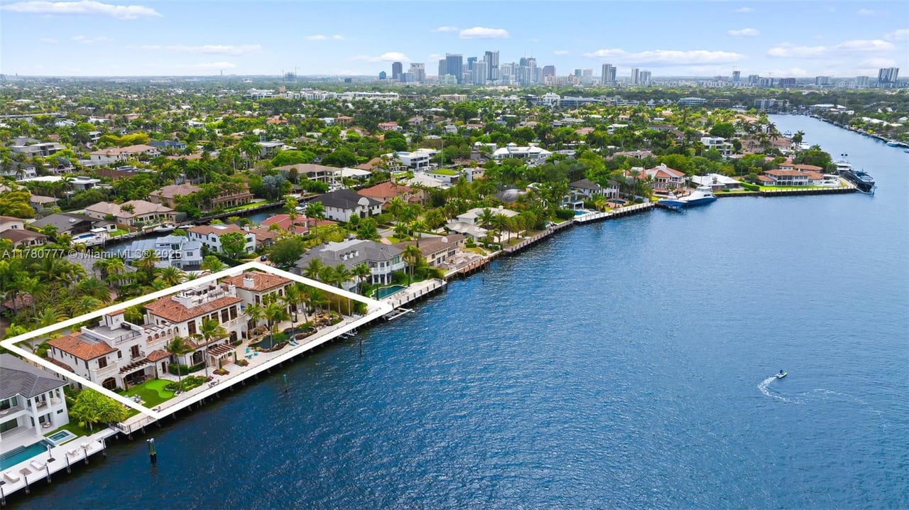 2509 Aqua Vista Blvd