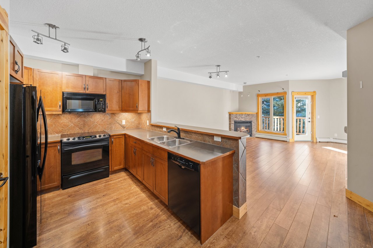 204 - 175 Crossbow Place 