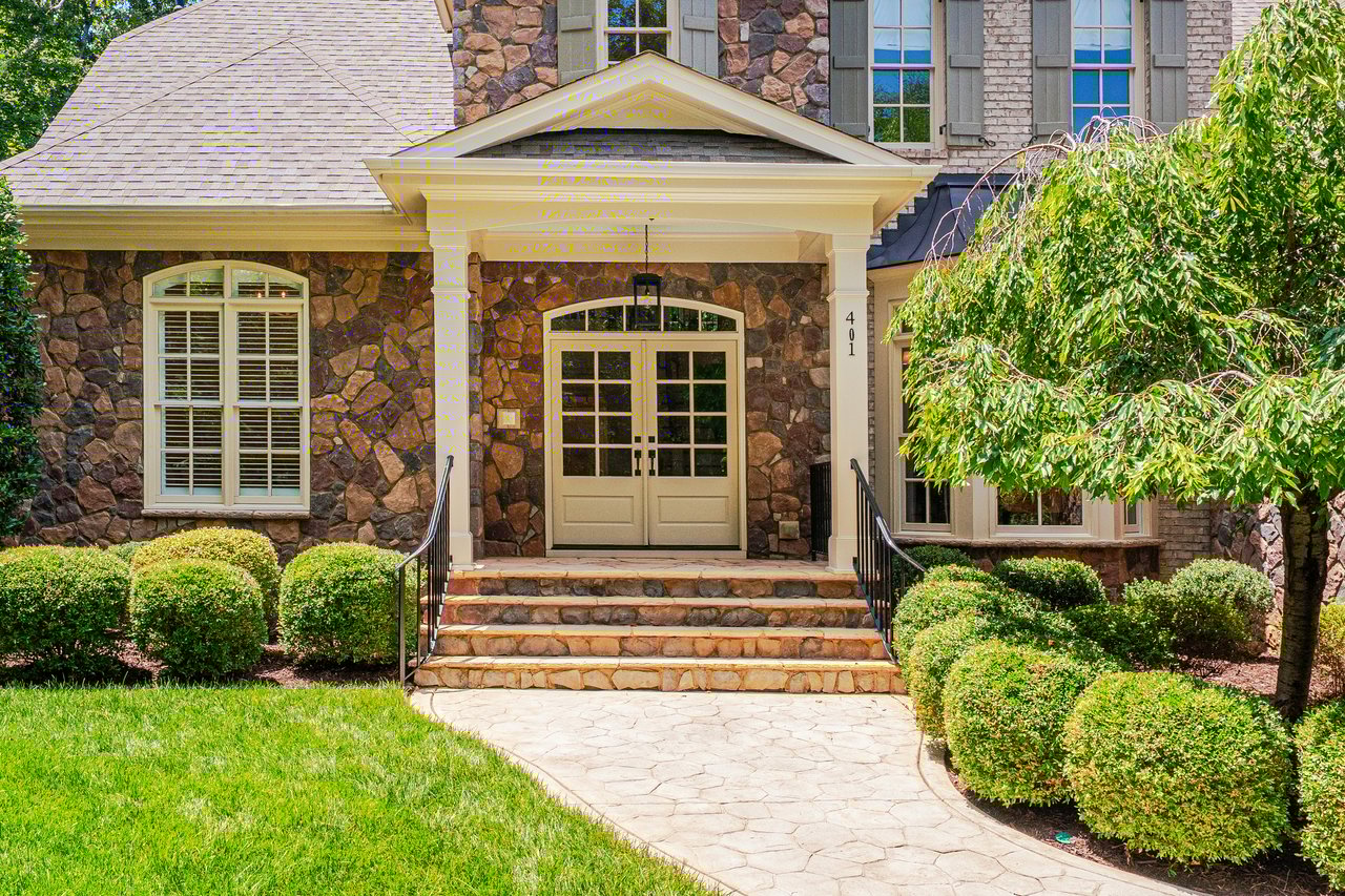 401 Westbury Drive