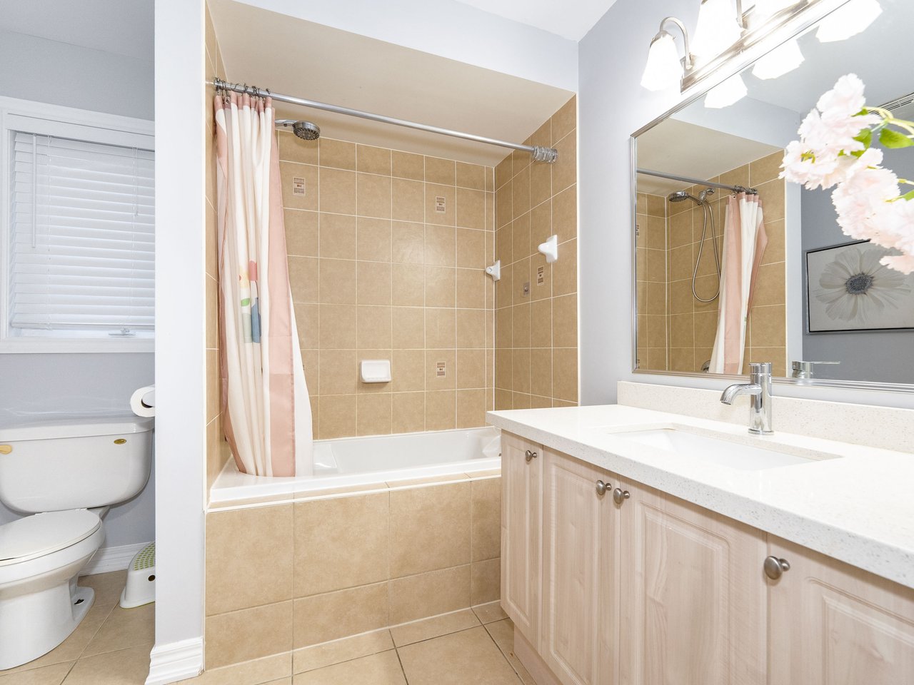 60 Seiffer Cres