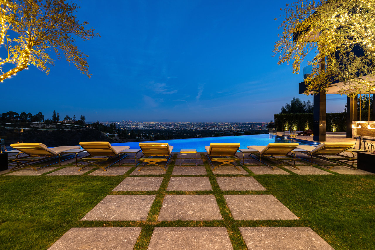 1200 Bel Air Road
