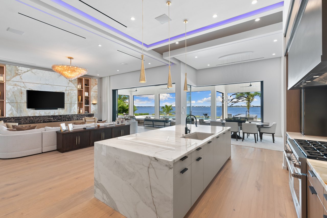 11380 Longwater Chase Ct