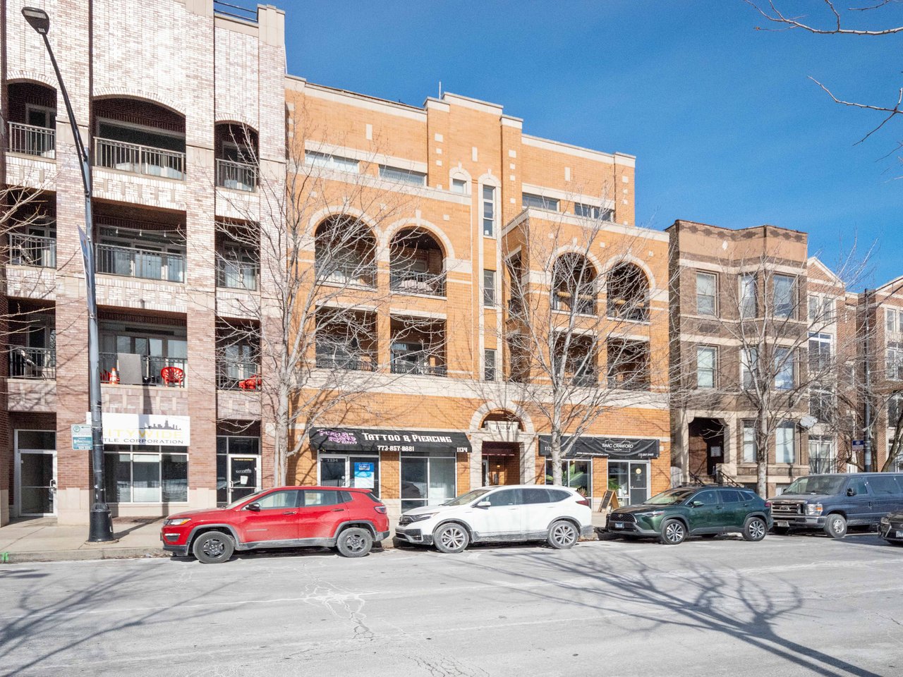 1130 West Diversey Parkway 2E