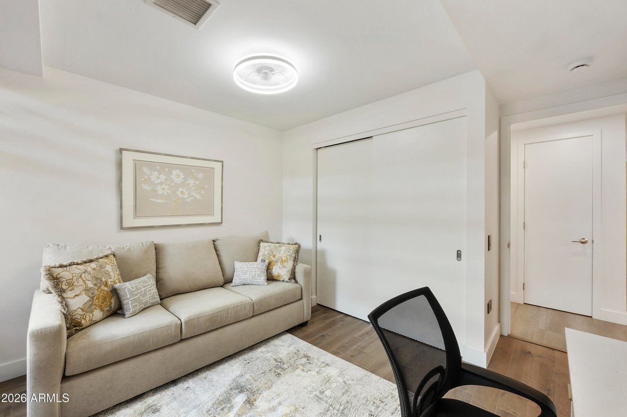 7161 E Rancho Vista Dr, #3002