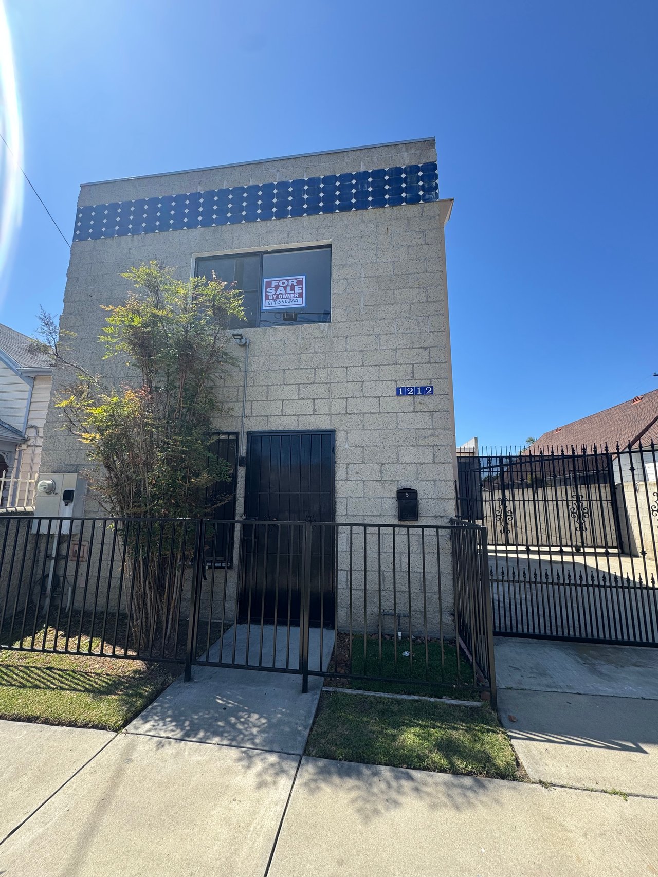 1212 Coolidge Ave