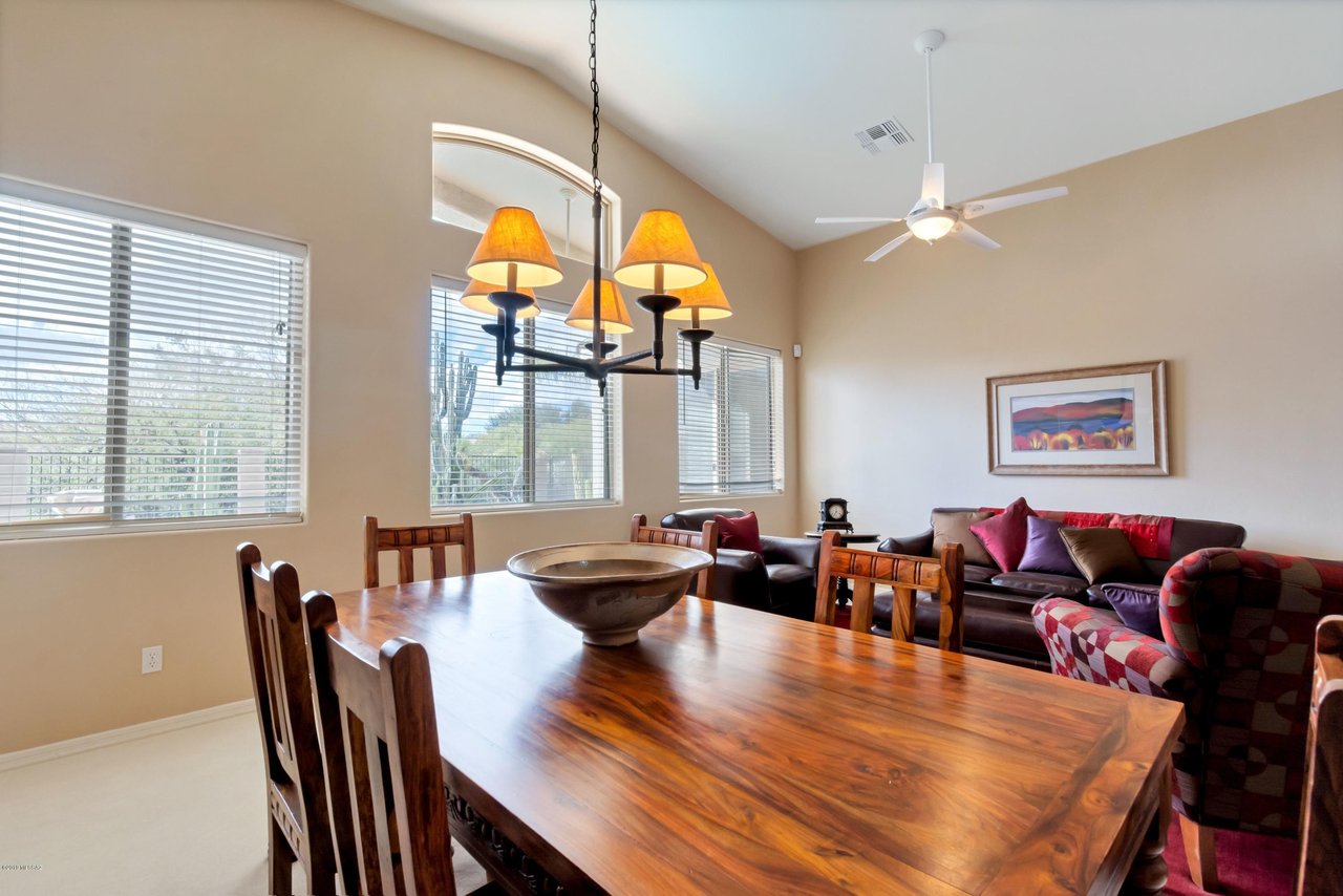 360 W Sacaton Canyon Dr