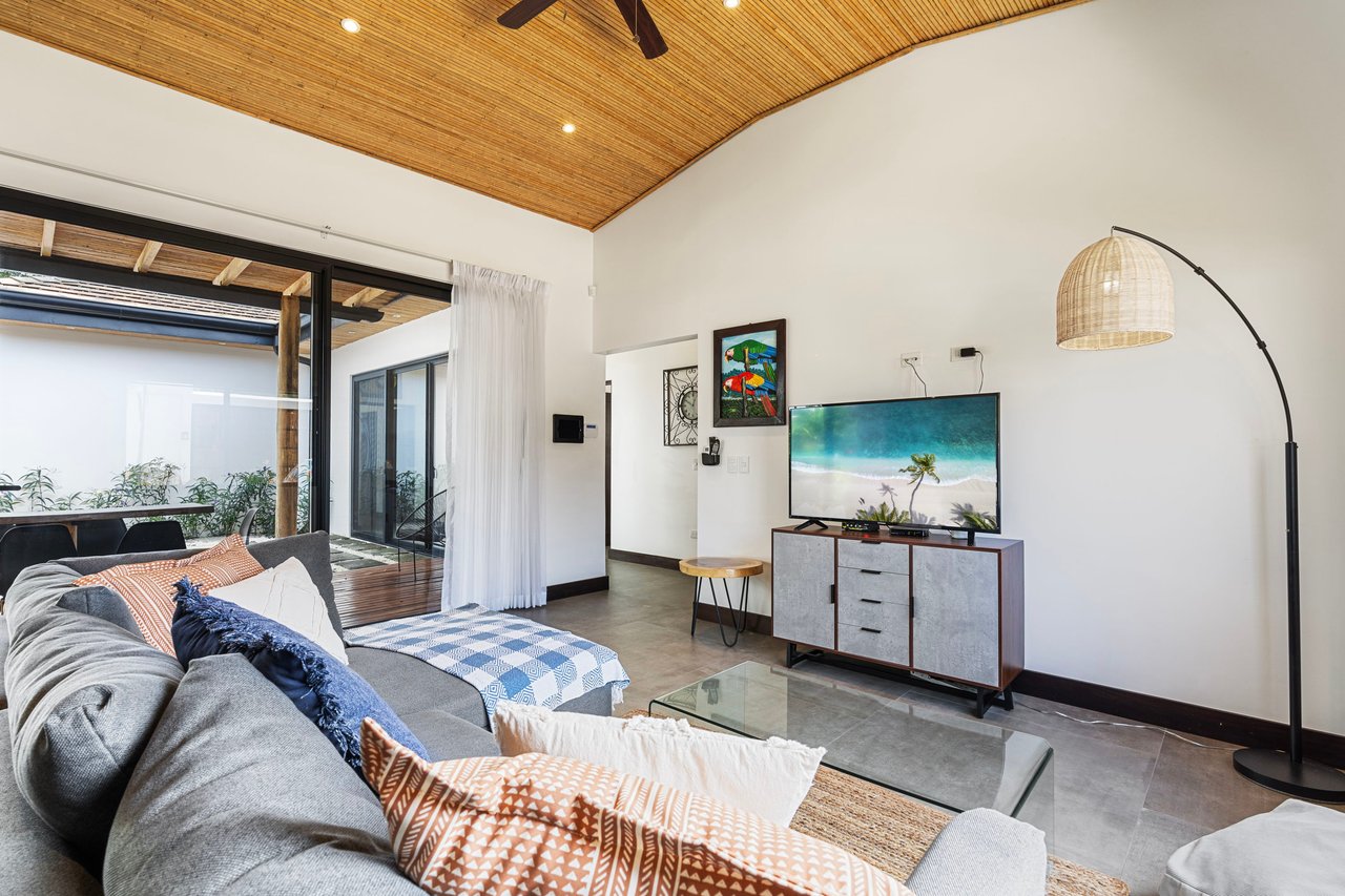 Calle Uno 28 | 3-Bed Modern Tropical Home Minutes from Tamarindo