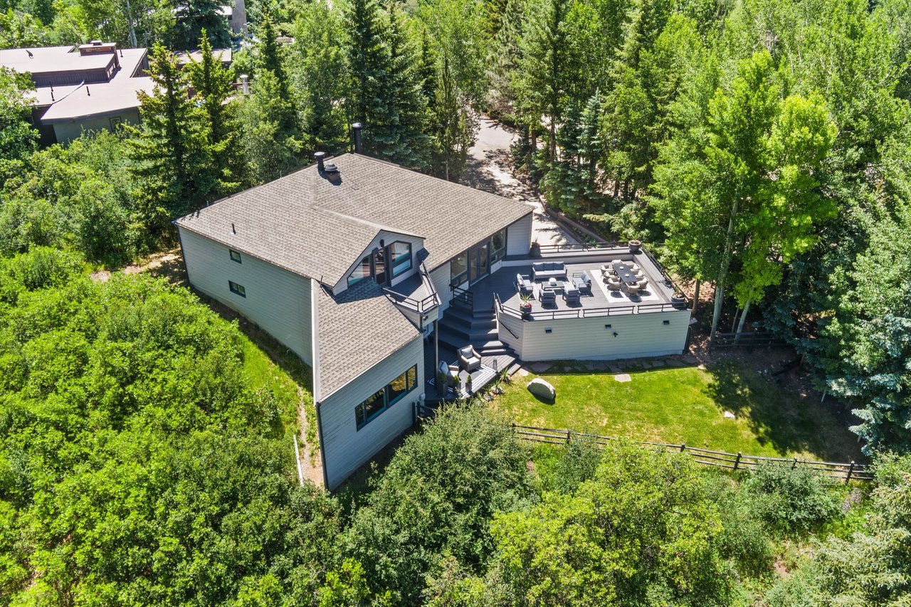 Designer Living with Unmatched Mountain Views