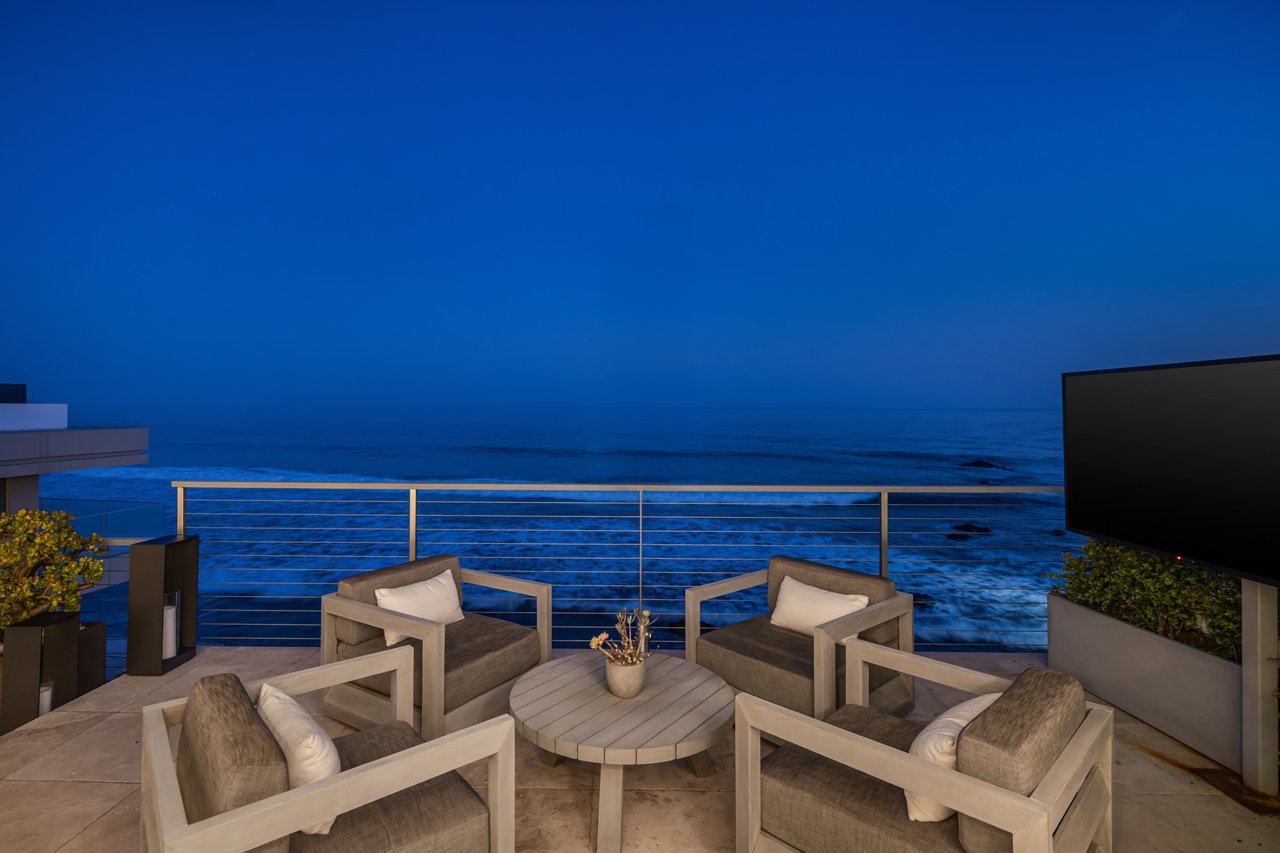 31504 Victoria Point Rd, Malibu