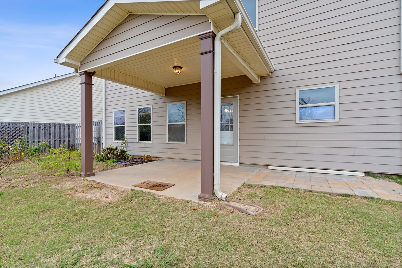 Great House! Great Location! Great Price!!
