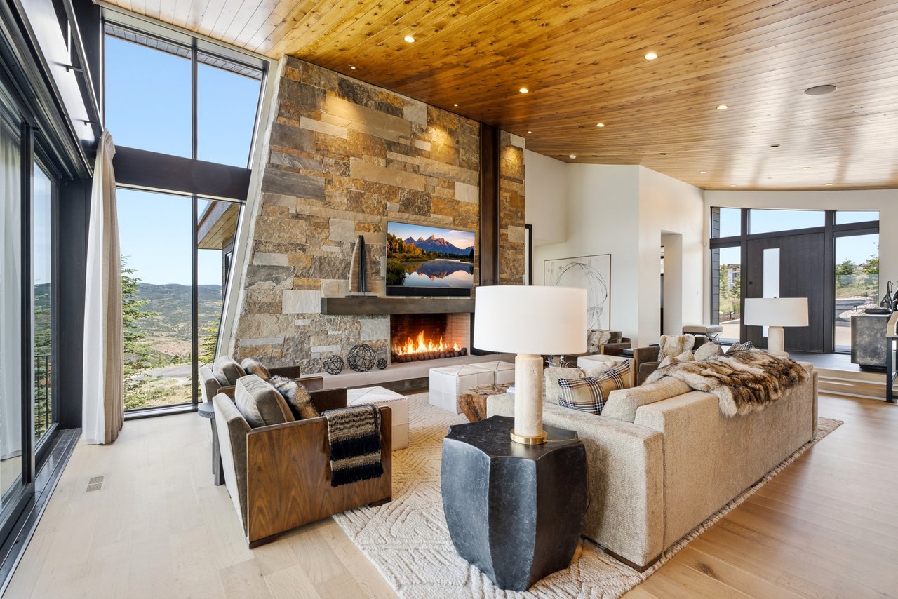 Top-of-Promontory Architectural Estate — Furnished & Turnkey - Front-Row Mountain Views