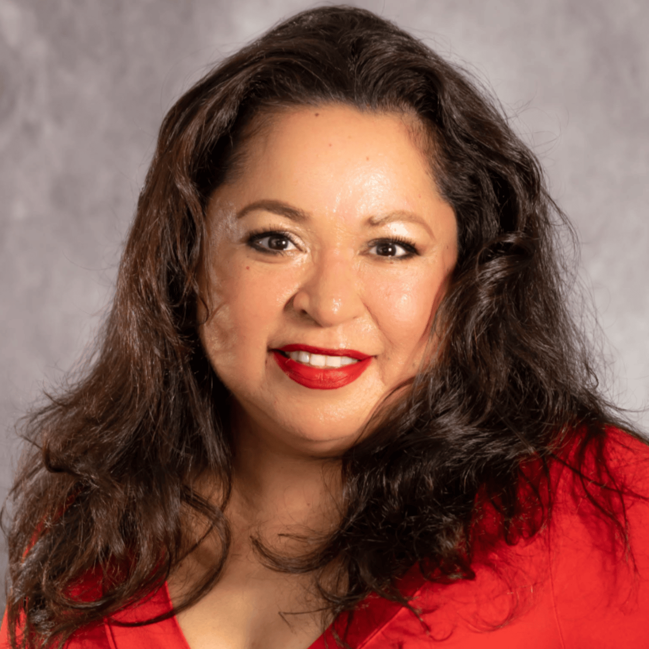 Liliana Mercedes Costa Mesa, CA Real Estate Agent Headshot