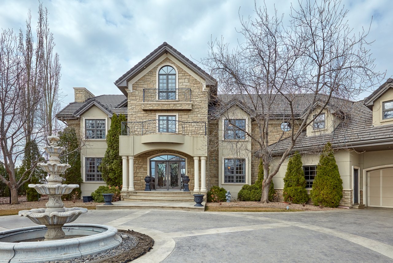 What High Net Worth Buyers Really Consider Before Choosing an Area