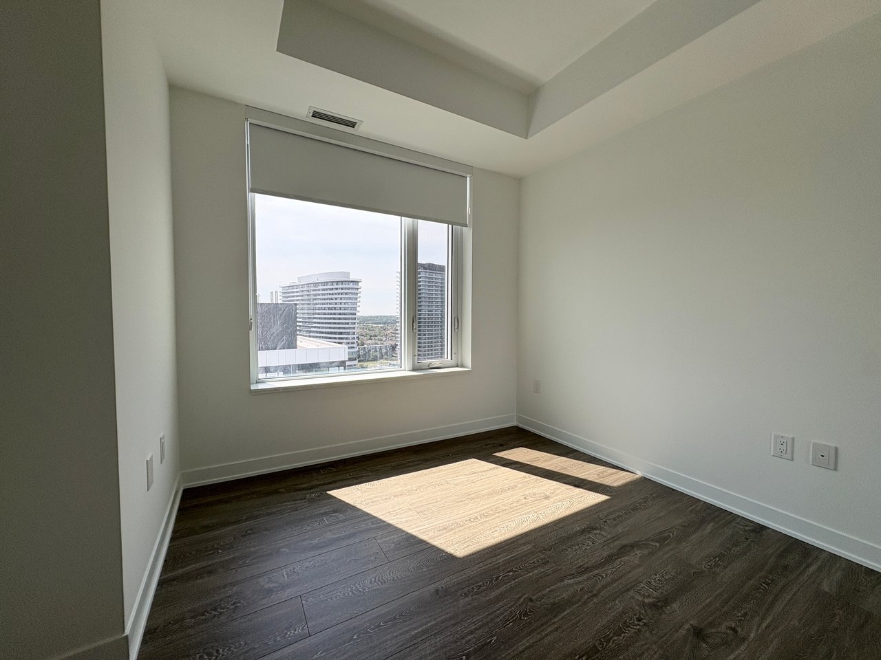2495 Eglinton Avenue W Unit: 1703