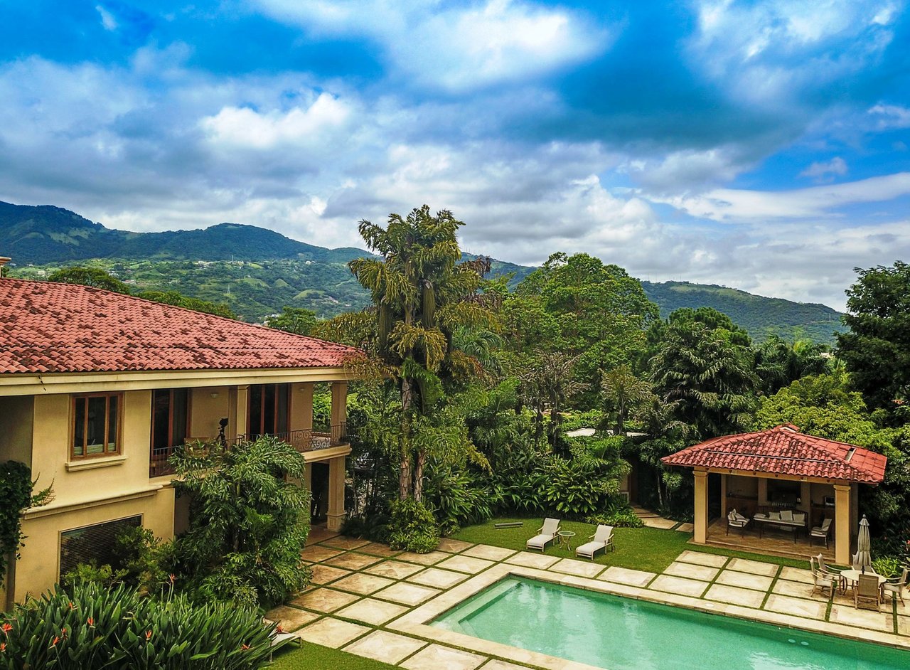 Hillgarden Estate in Escazu