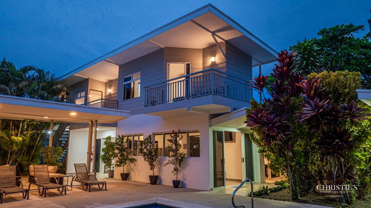 Uvita Paradise Hotel – Walk-to-Beach Boutique Hospitality Opportunity