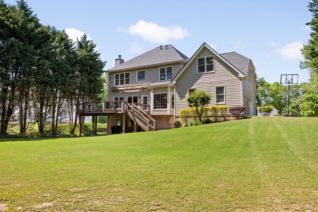 1545 Briers Chute
