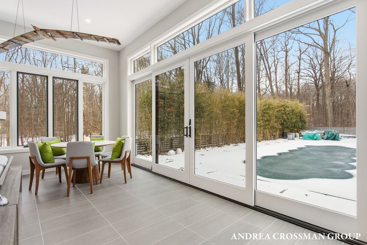 6919 Bendemeer Drive