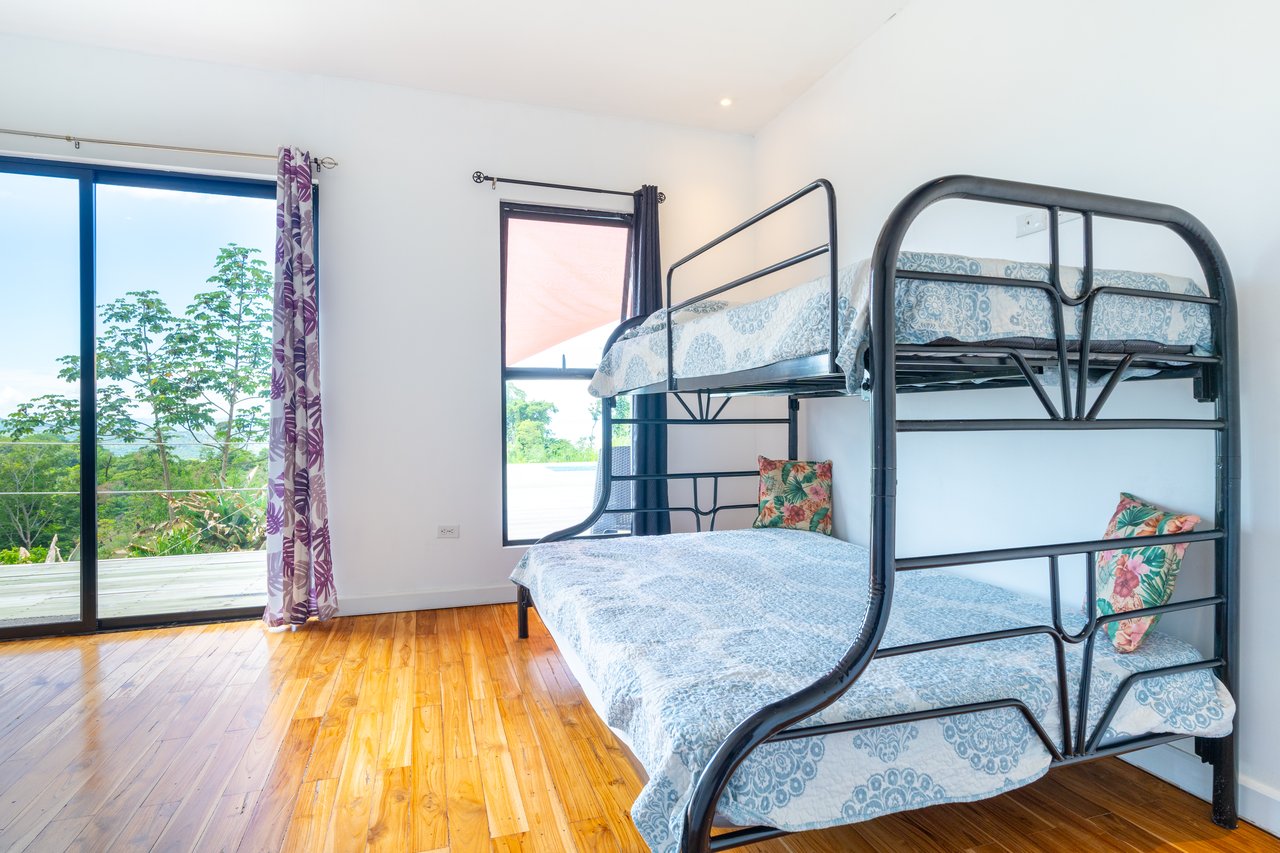 Las Brisas Ocean View! 3 bed, 2 bath, 3 acres!