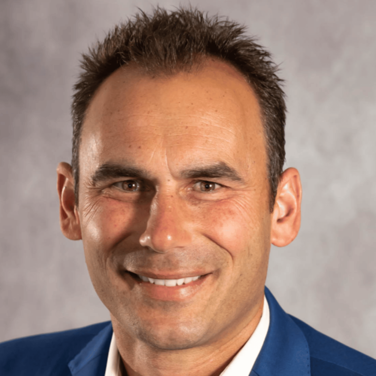 Allen Mendrin Costa Mesa, CA Real Estate Agent Headshot