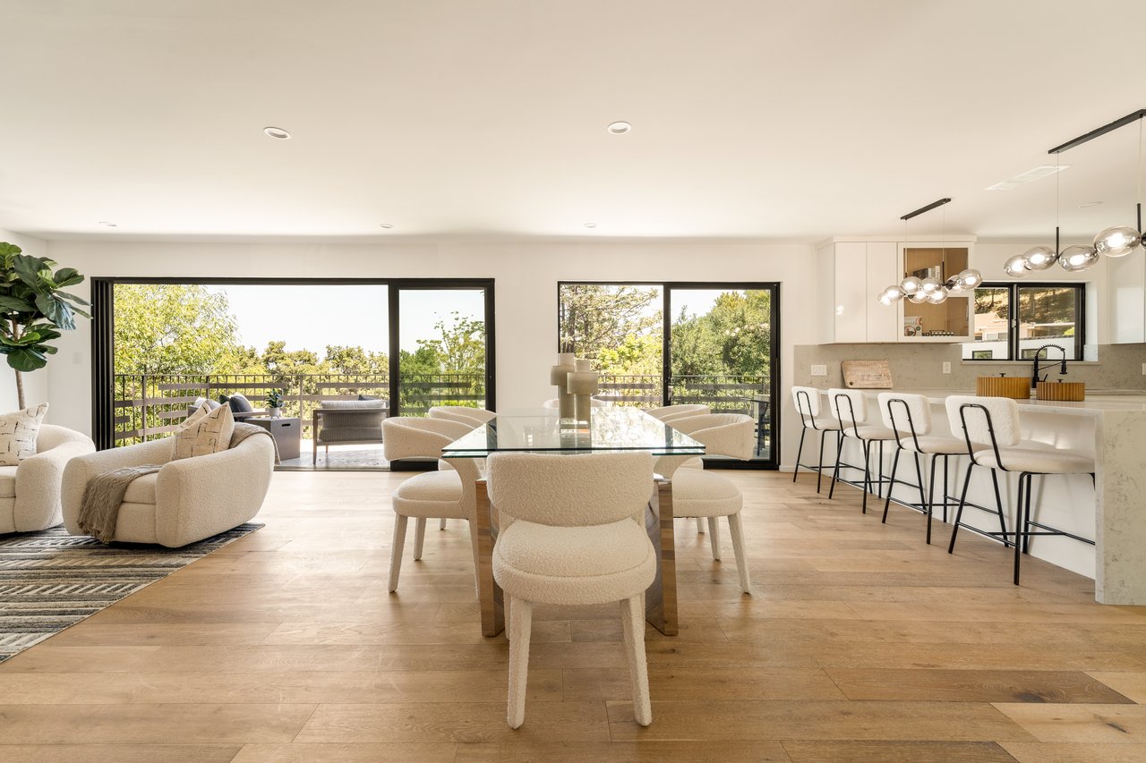 11587 Sunshine Ter, Studio City