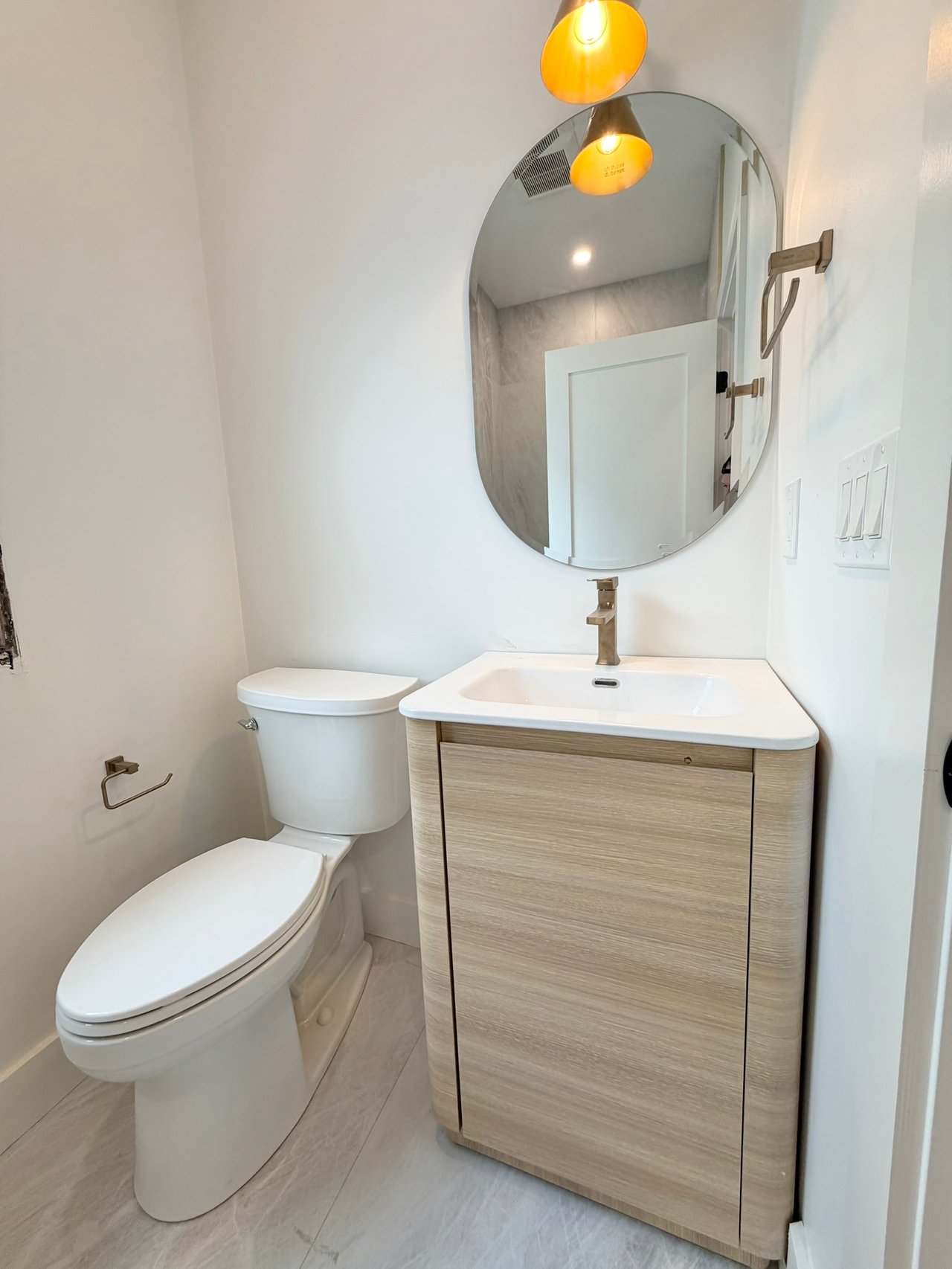 16 Harbor View Street