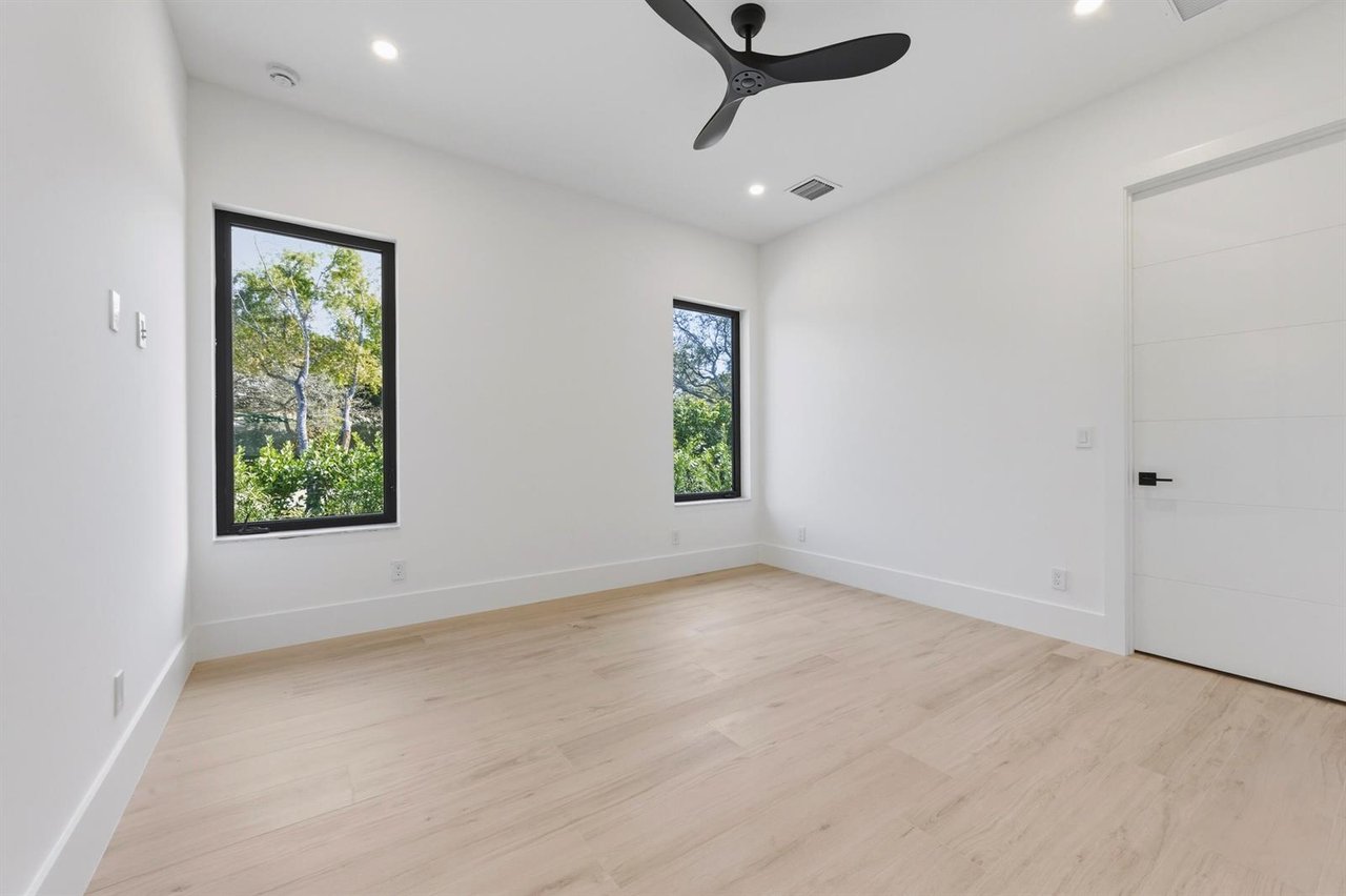 5770 Dixie Belle Road